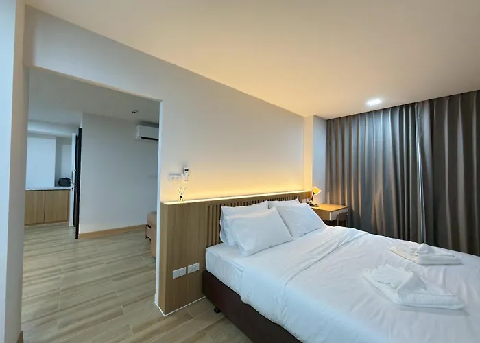 Armass Hotel *